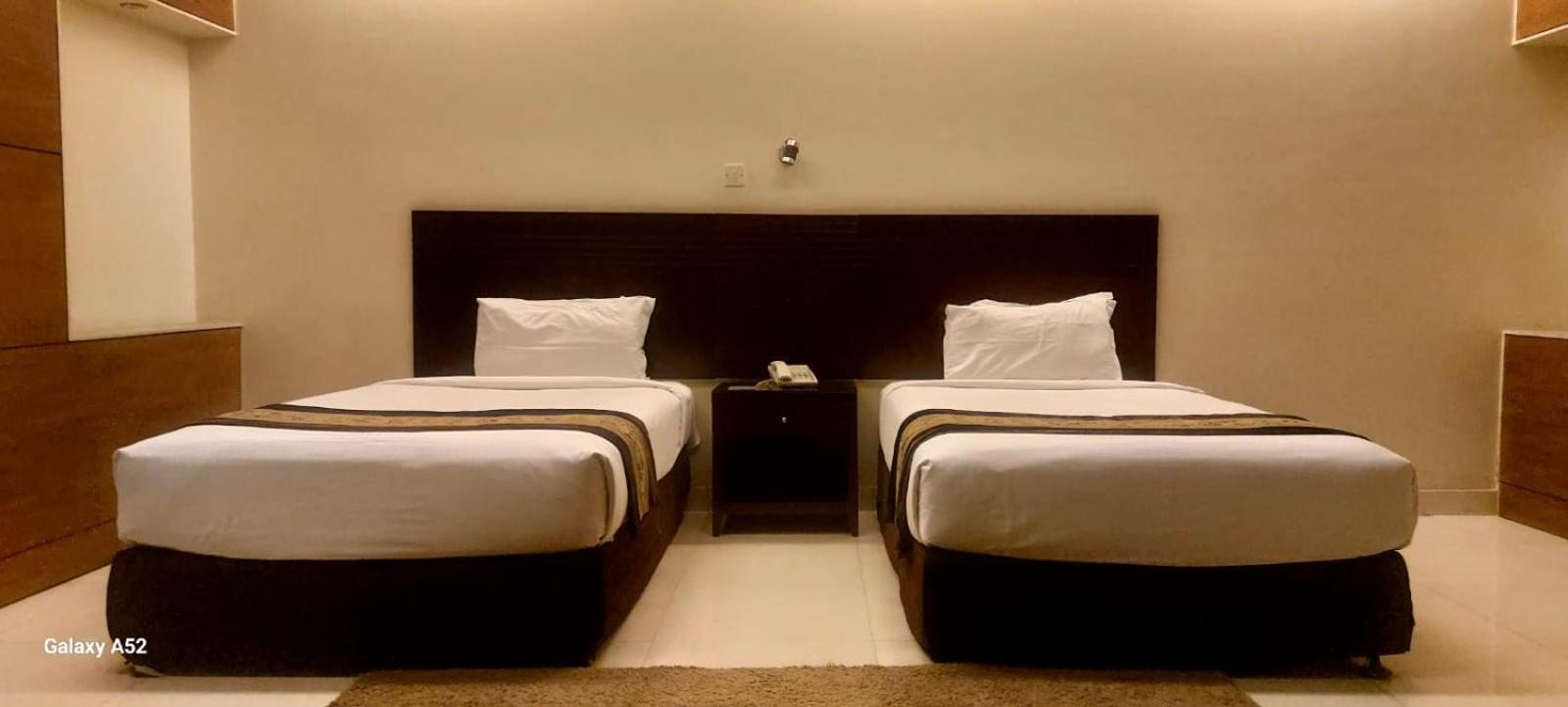 The Avenue Hotel and Suites 14/31