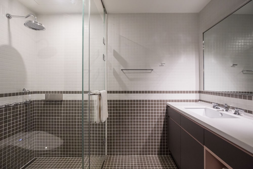 Jeju Bricks Hotel 24/64