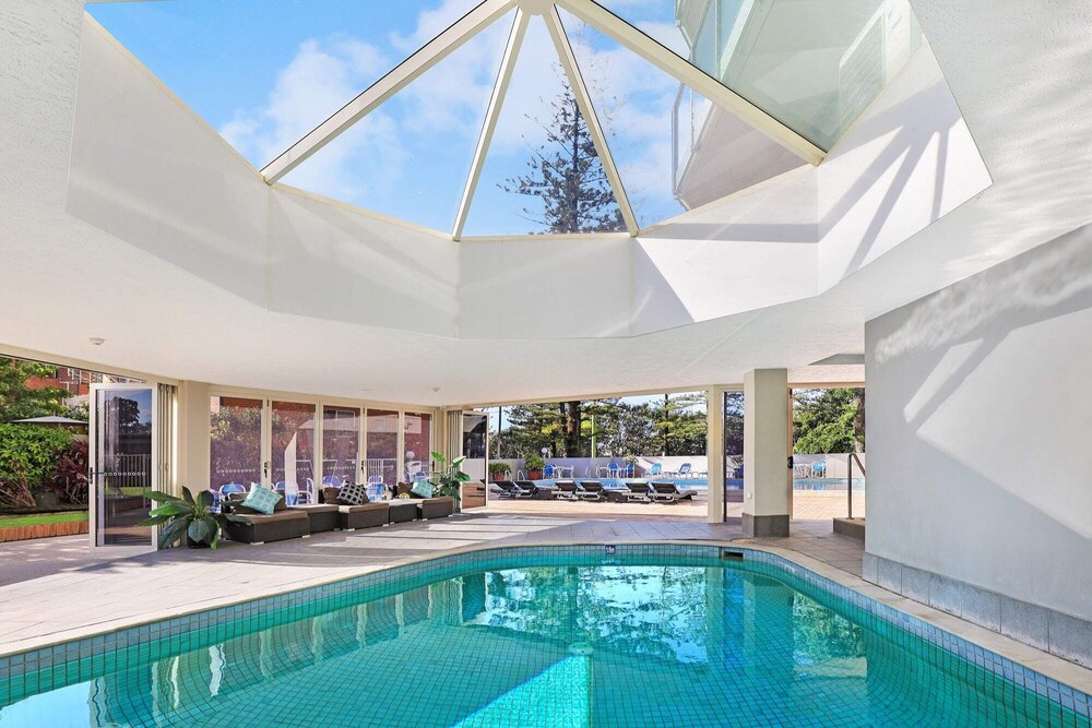Pacific Regis Apartments 43/79