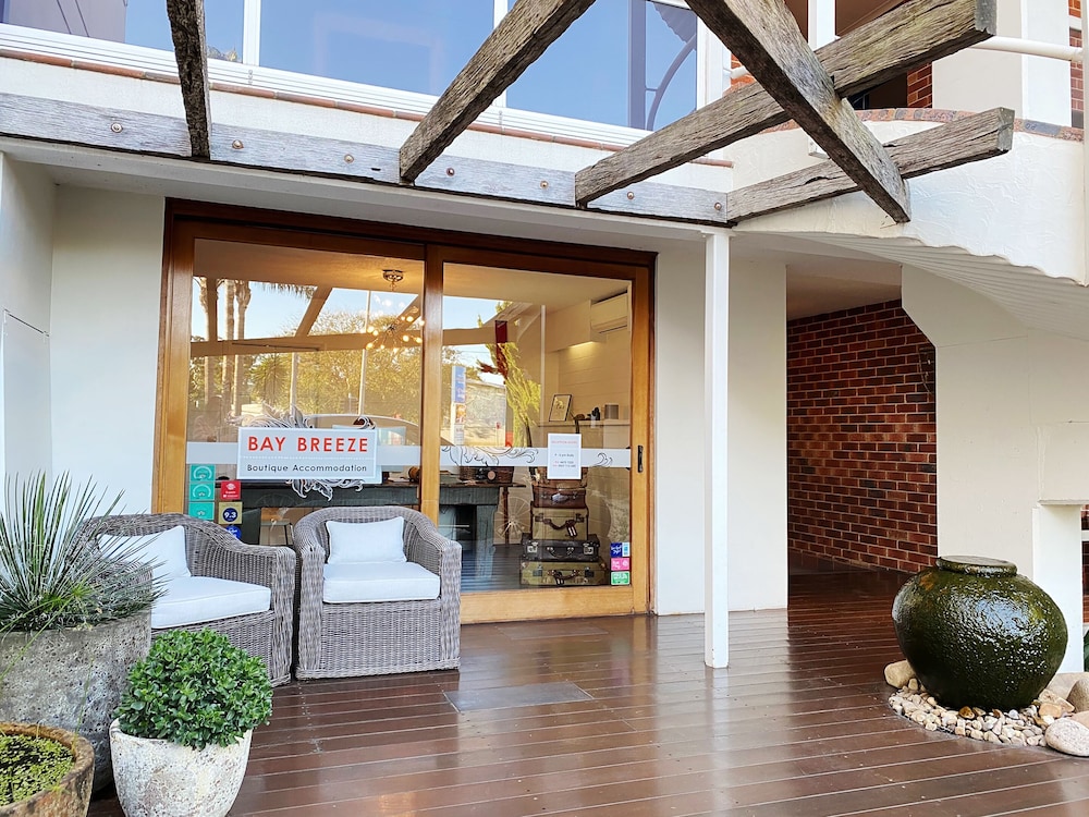 BAY BREEZE BOUTIQUE ACCOMMODATION 55/81