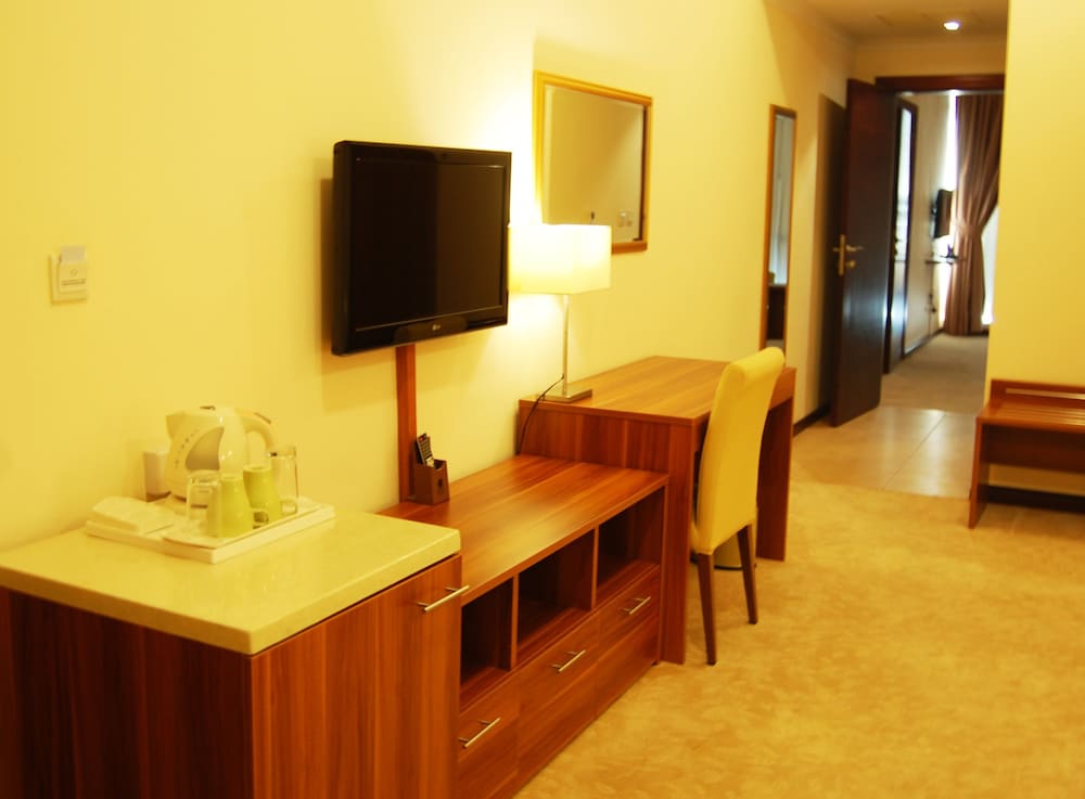 Golden Ocean Hotel 36/42