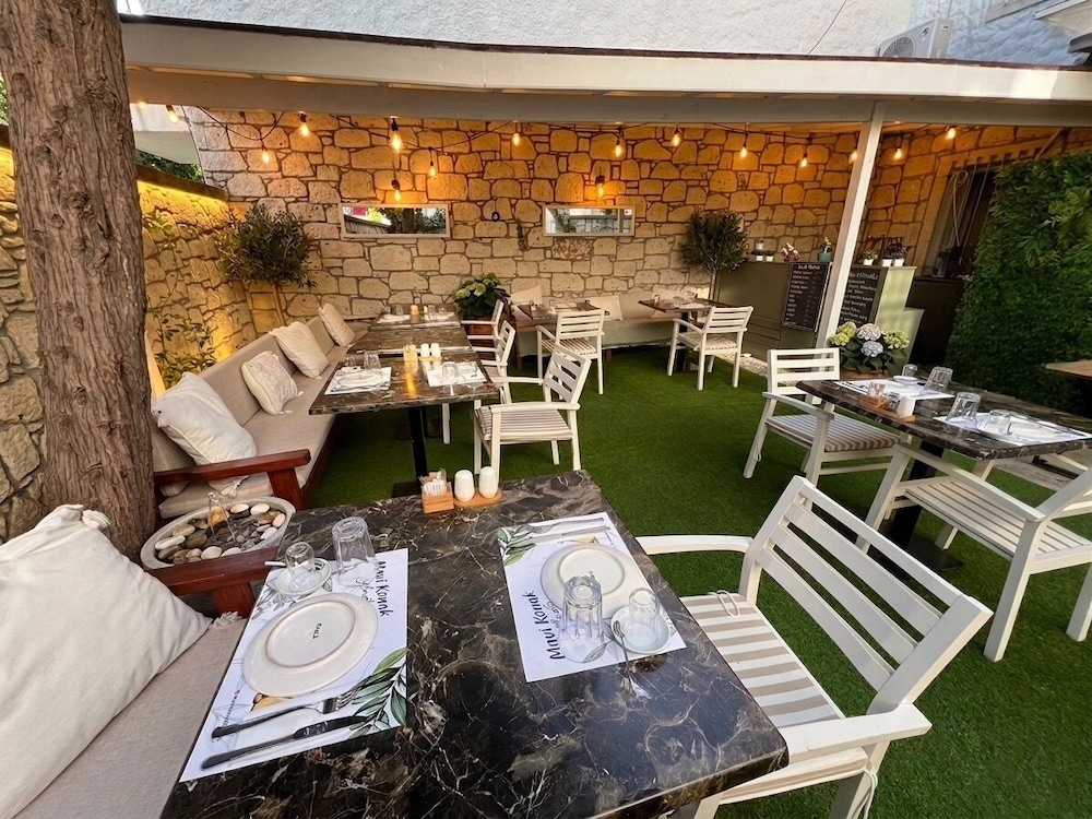 Mavi Konak Otel Alacati 46/49