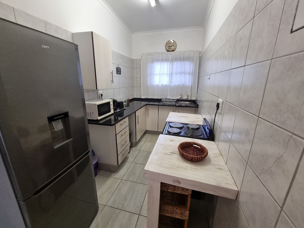 Ndiza Lodge & Cabanas 25/50