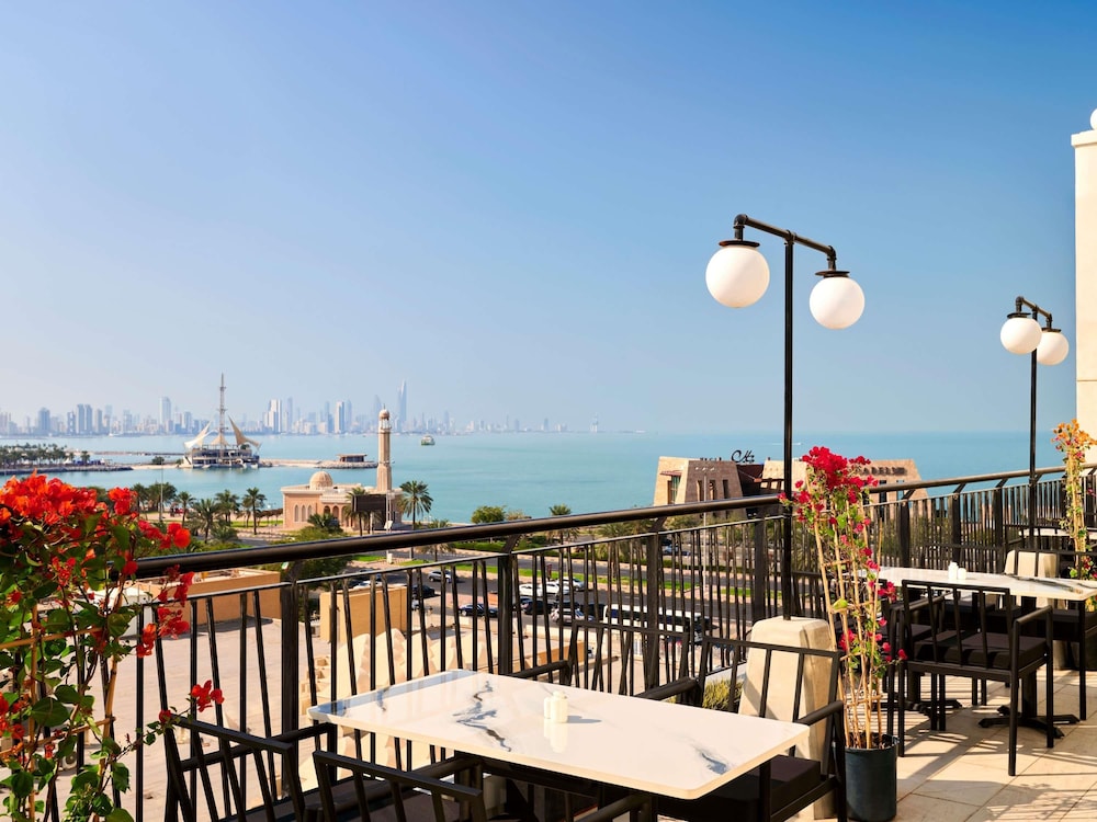 ibis Kuwait Salmiya 54/76