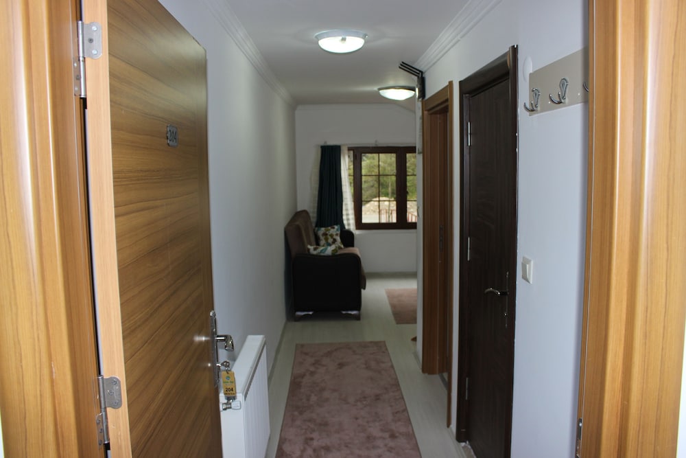 Selale Otel Ve Bungalow 50/50