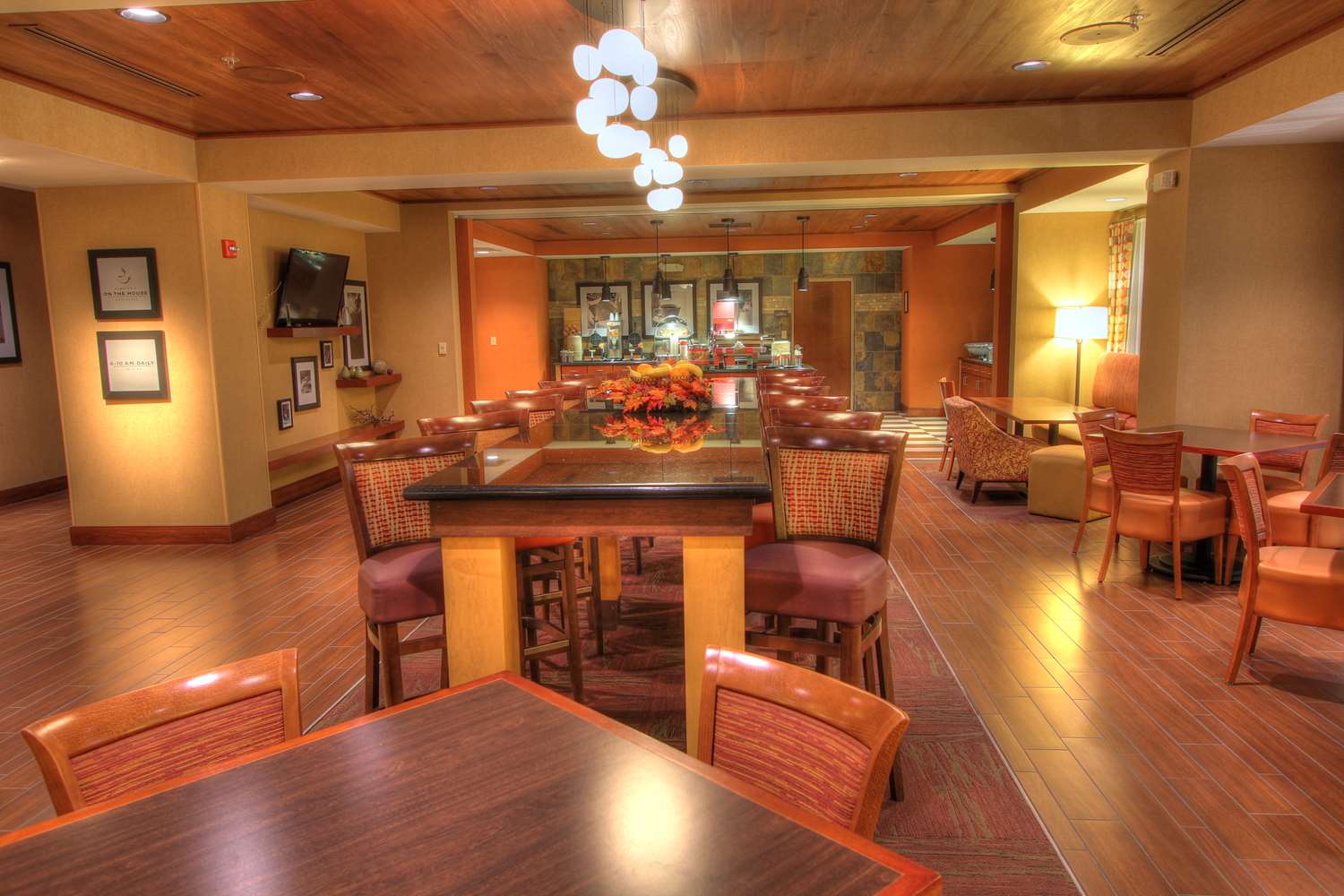 restaurant cafeteria