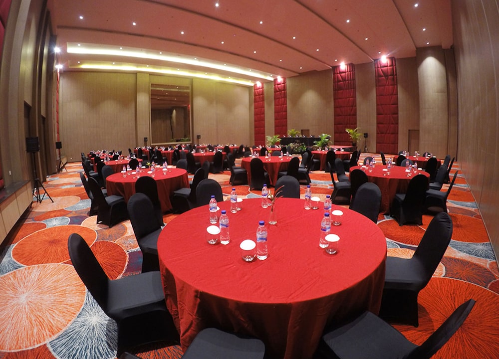 GAMMARA HOTEL MAKASSAR 64/70
