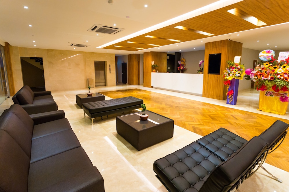 Icon Hotel 40/50