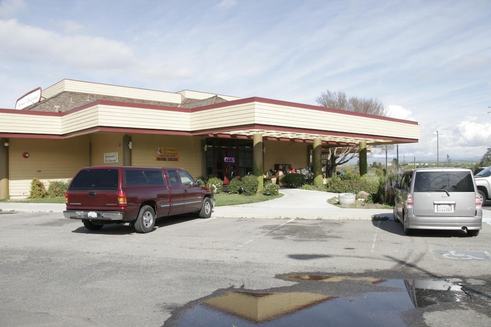 Keefer S Inn 2/24