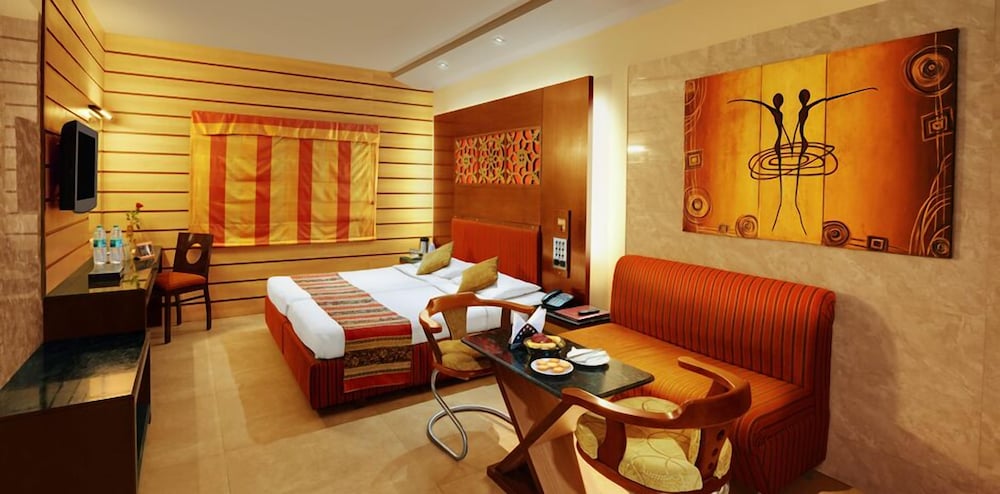 Amar Yatri Niwas 23/50