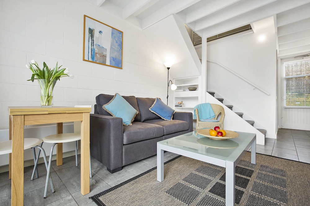 Oceanic Apartments Sorrento 34/69