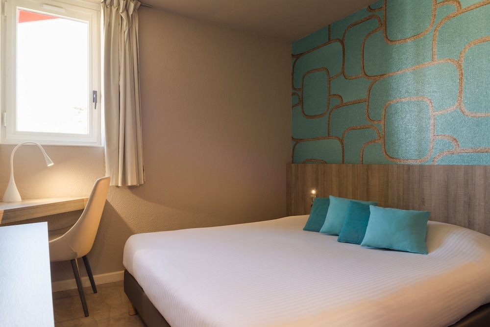 Hotel the Originals Nimes Costieres 7/60