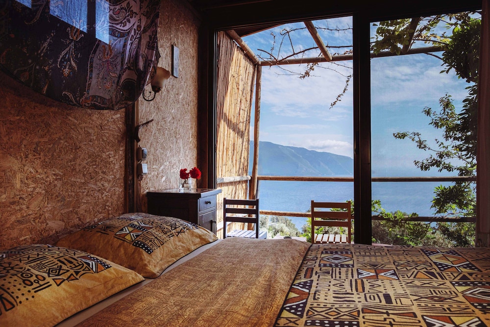 Deep Ocean Camping - Adults Only 8/38