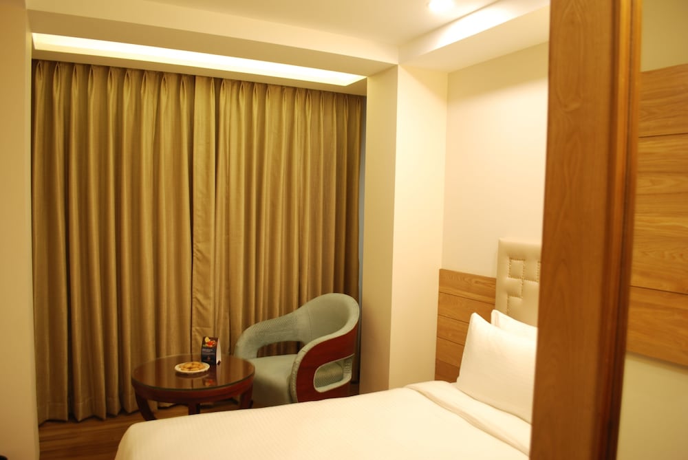 Glades Hotel 15/32