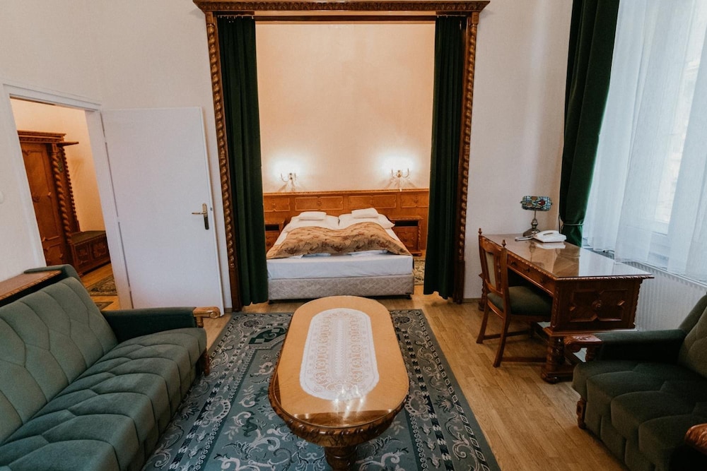 Tisza Hotel 21/50