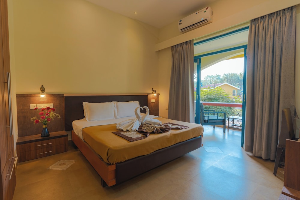 CARINA BEACH RESORT 19/59