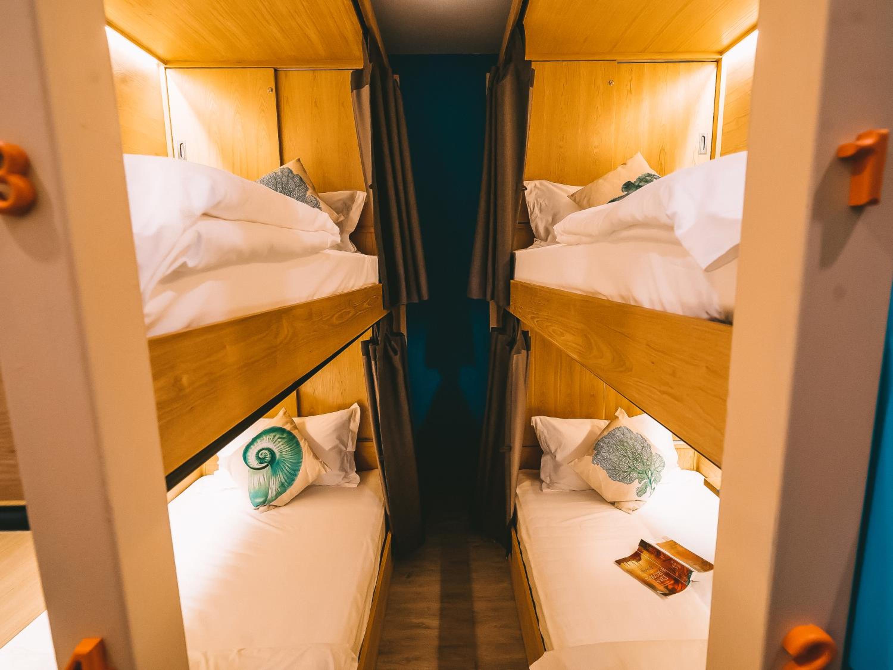 Female Dorm, Female Only, 4 Beds