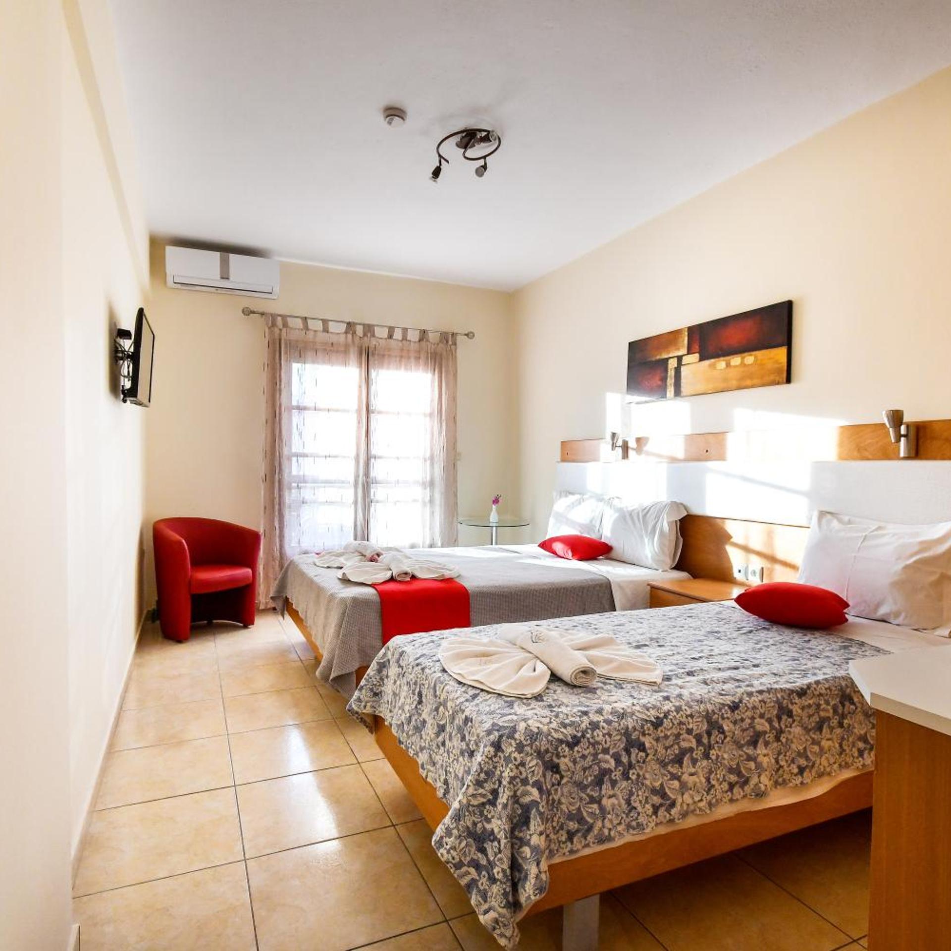 Avra Hotel 18/58