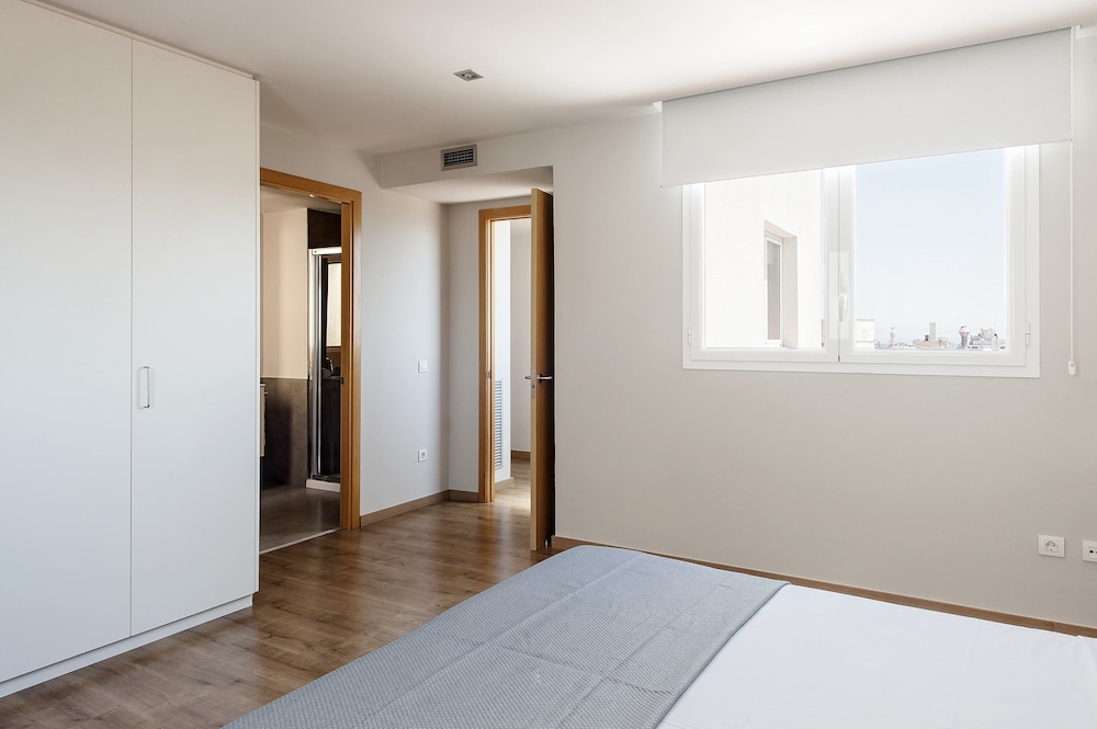 The Corner Apartments by Aspasios 36/65