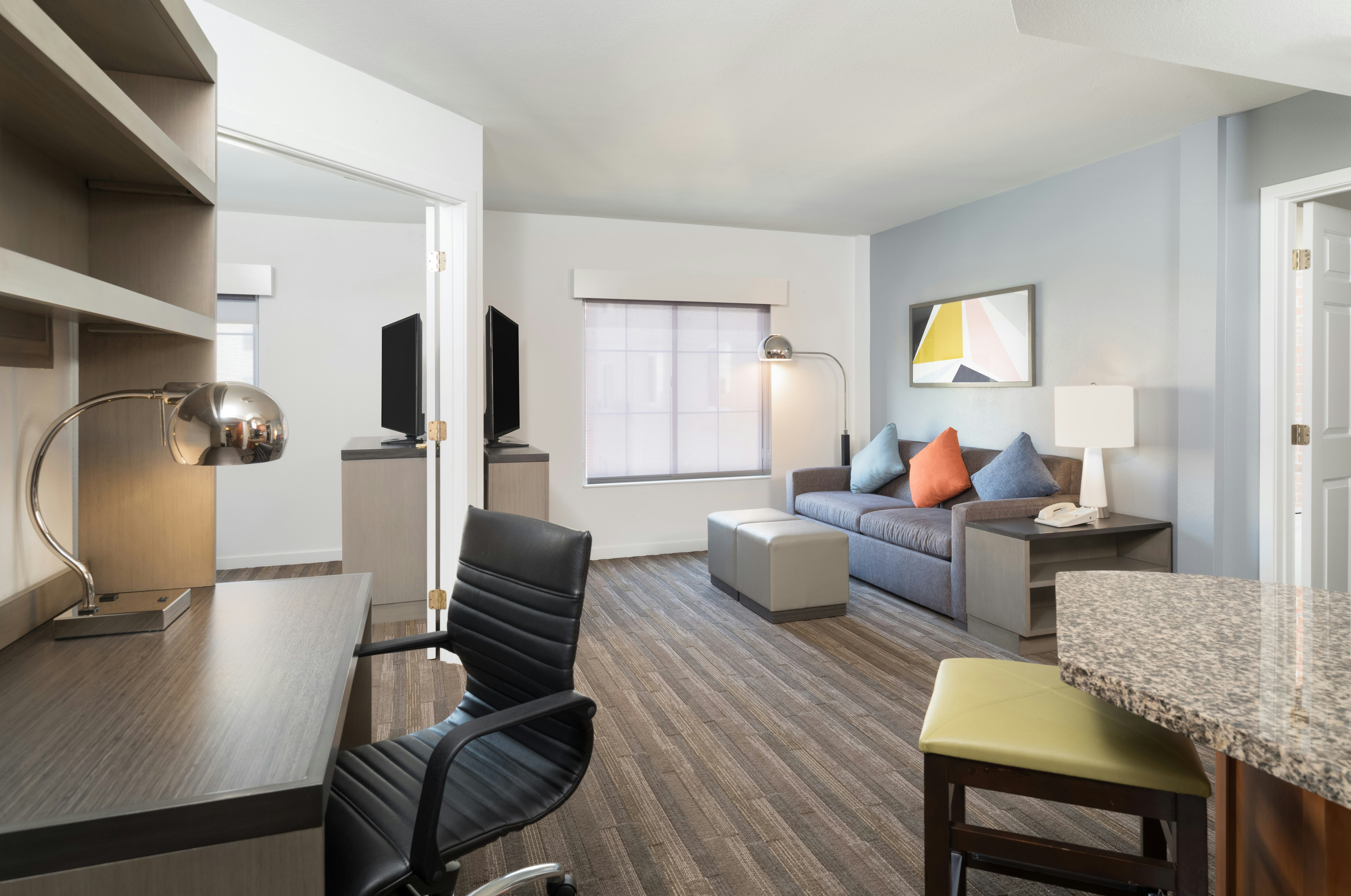 HYATT house White Plains 45/74