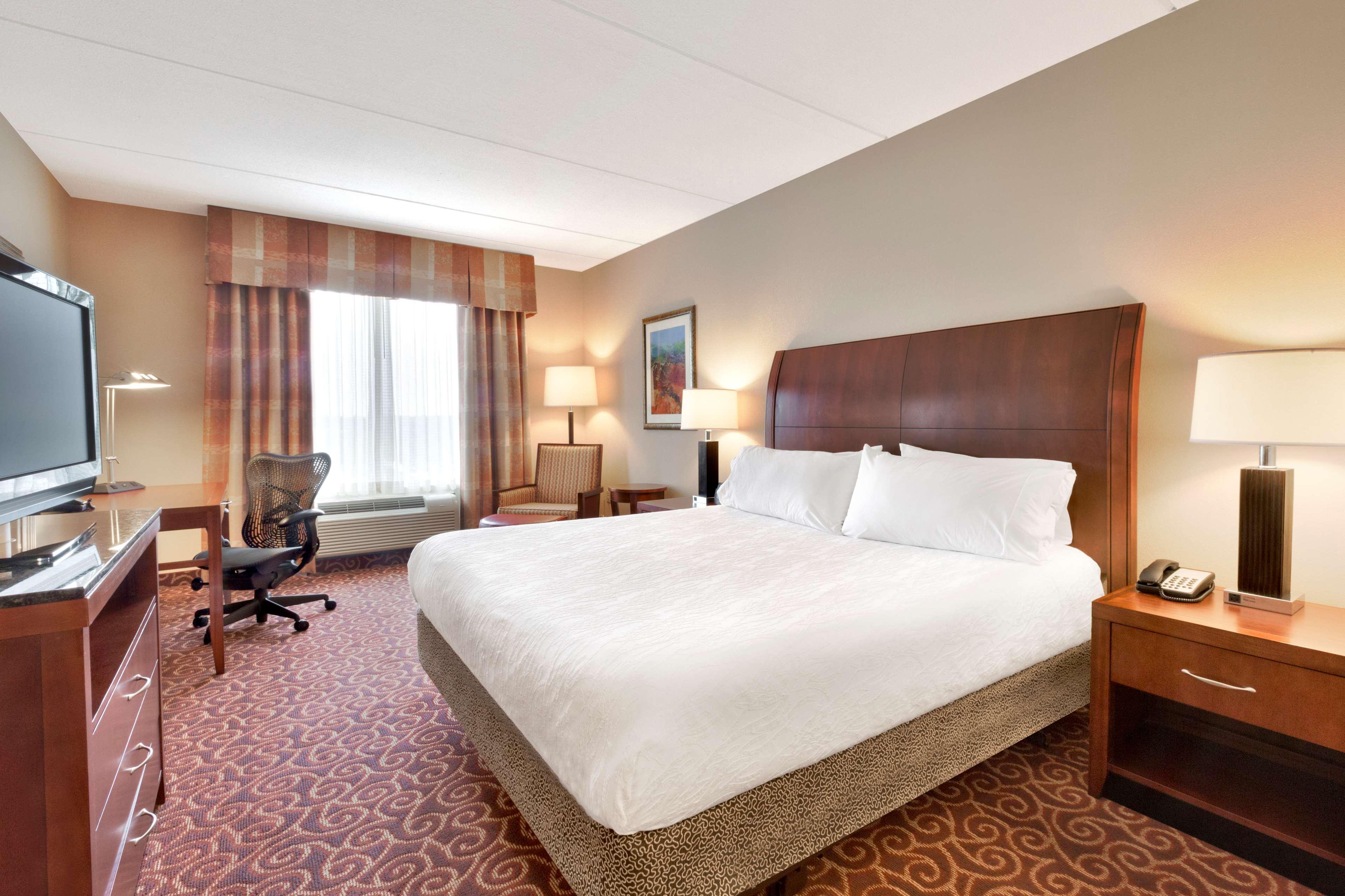 PREMIUM, KING BED