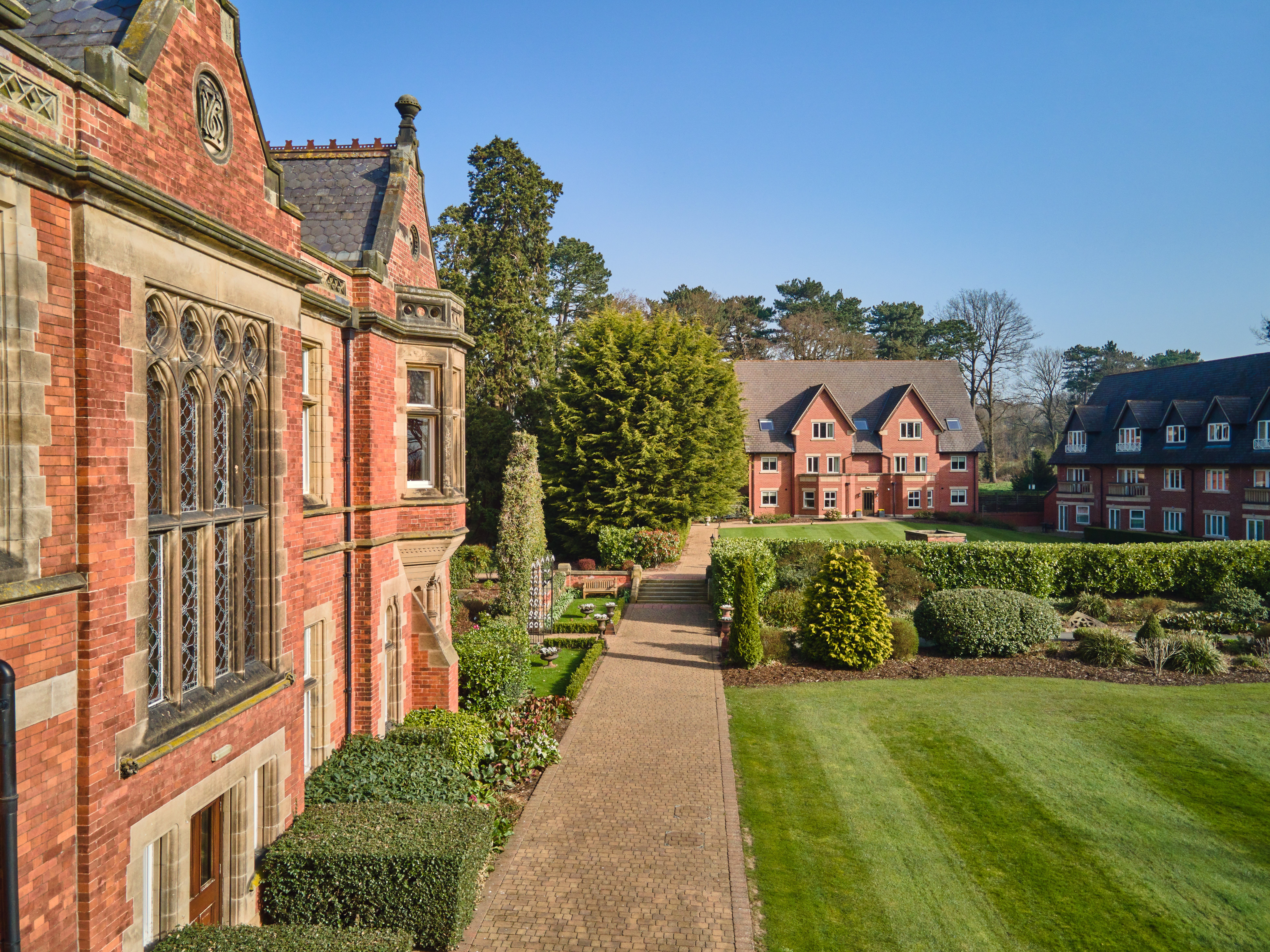 Rockliffe Hall 45/48