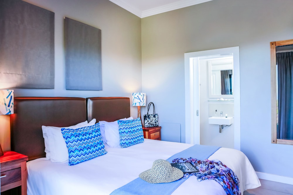 1 BEDROOM, BEACH, VILLA