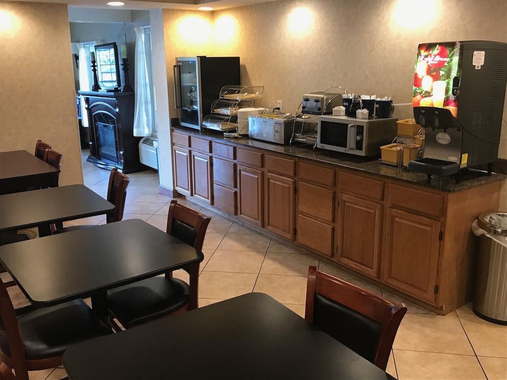 restaurant-cafeteria