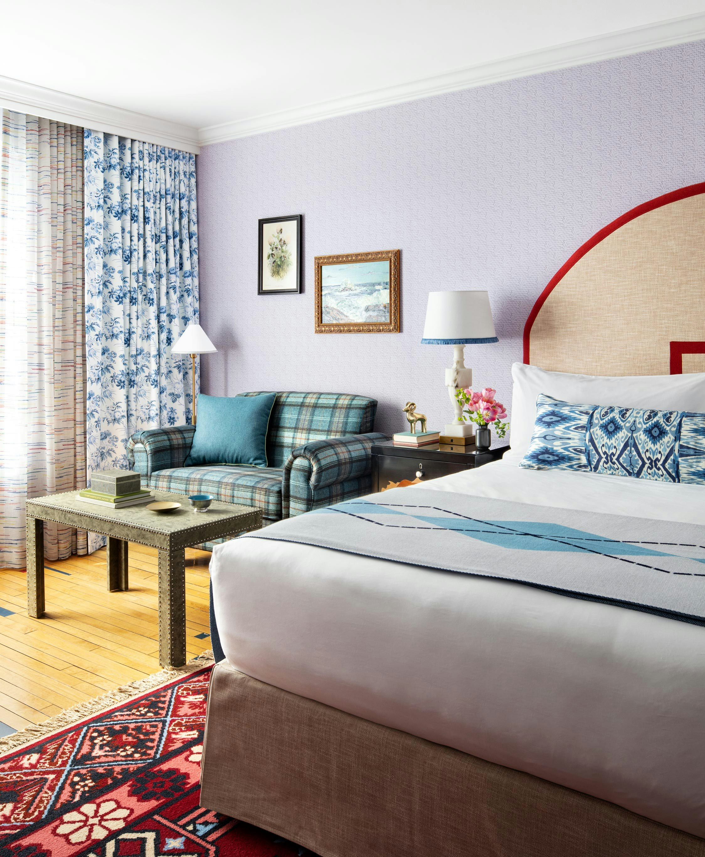 Graduate, King Bed