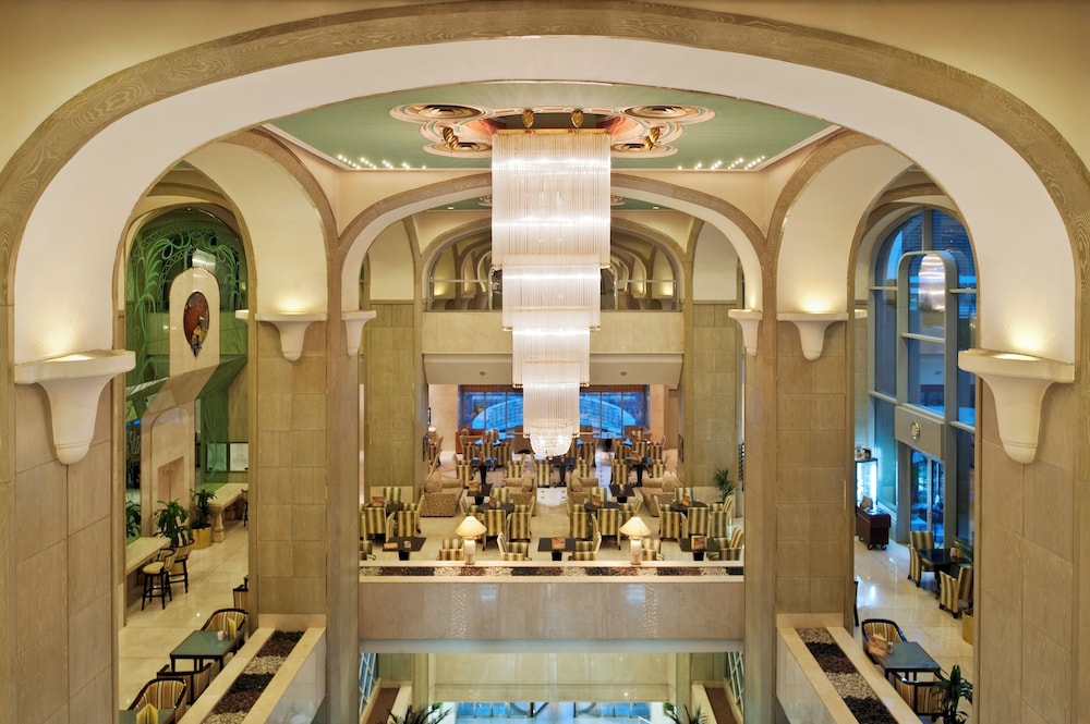 swimming pool spa