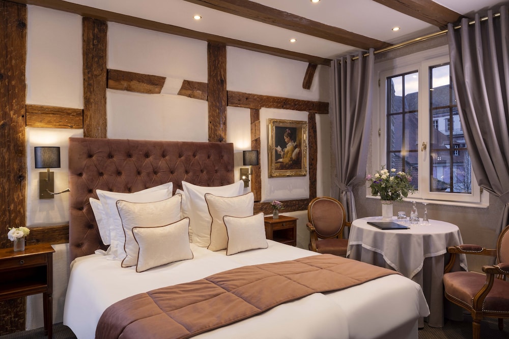 COMFORT, DOUBLE OR TWIN BED