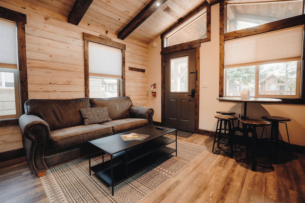 Teton Valley Resort 36/50