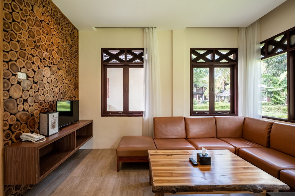 Mutiara Carita Cottages 46/72