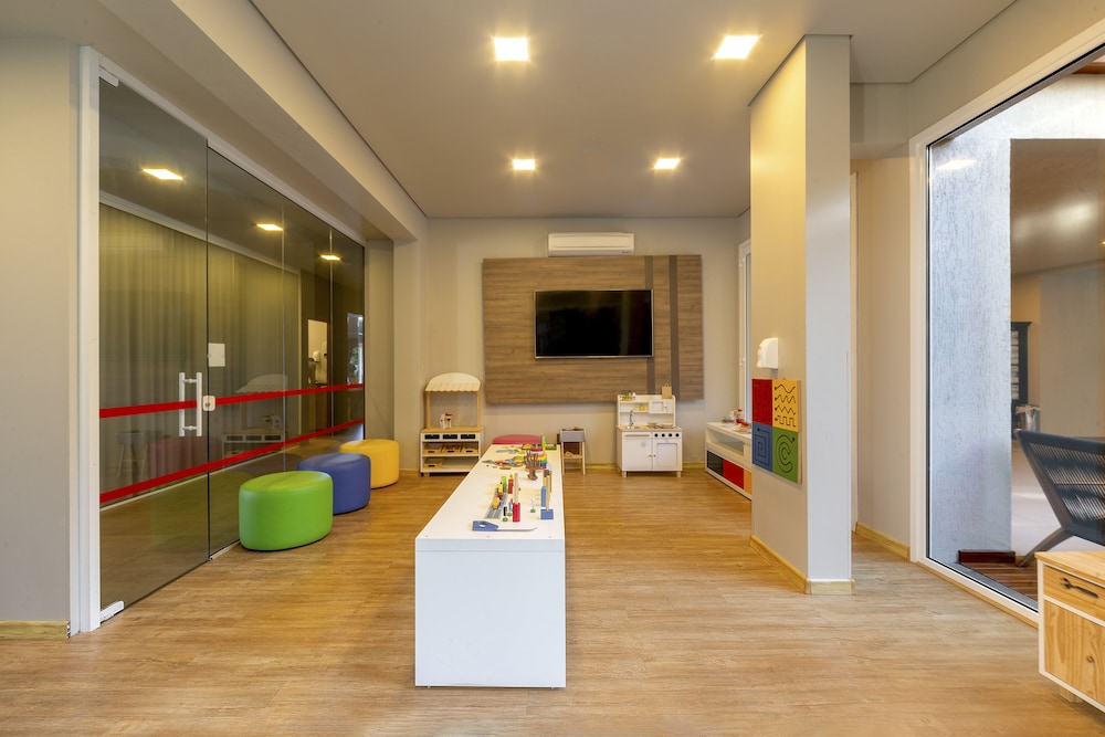 Hotel Laghetto Stilo Borges 45/49