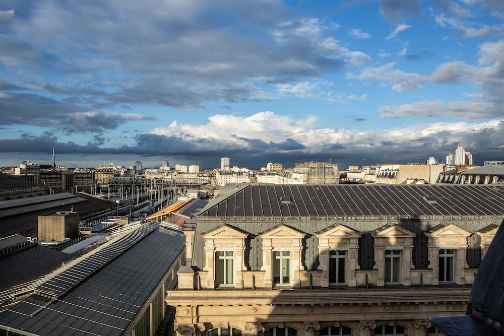 Hotel Flanelles Paris 58/64