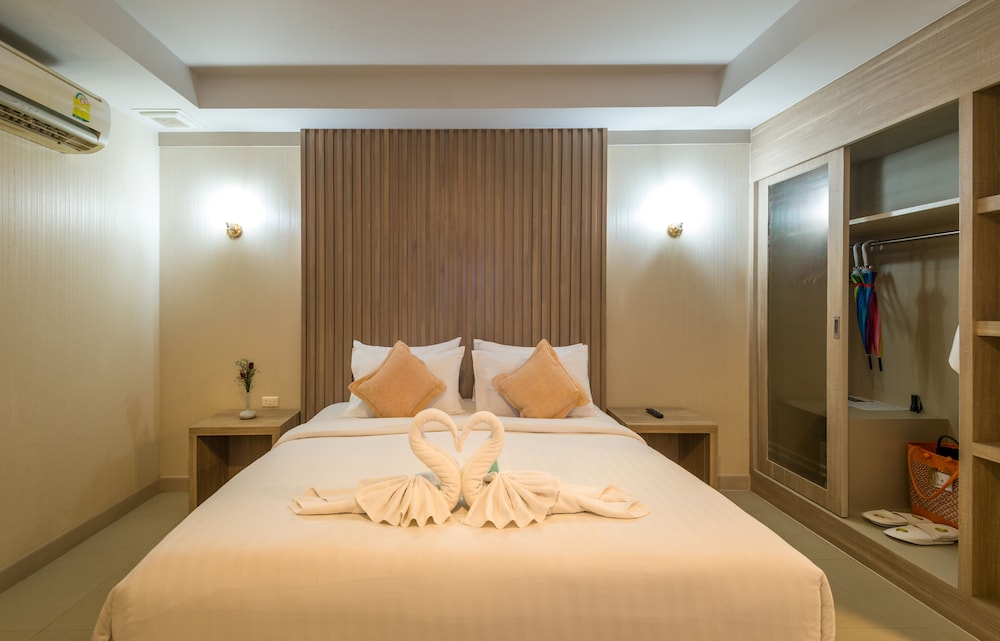 Lanta Sand Resort And Spa 27/71