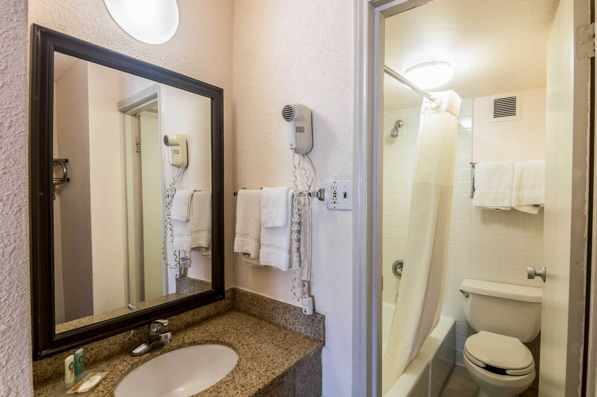 Quality Inn &amp; Suites 27/27