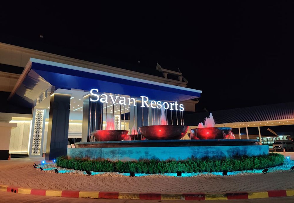 Savan Resorts 1/69