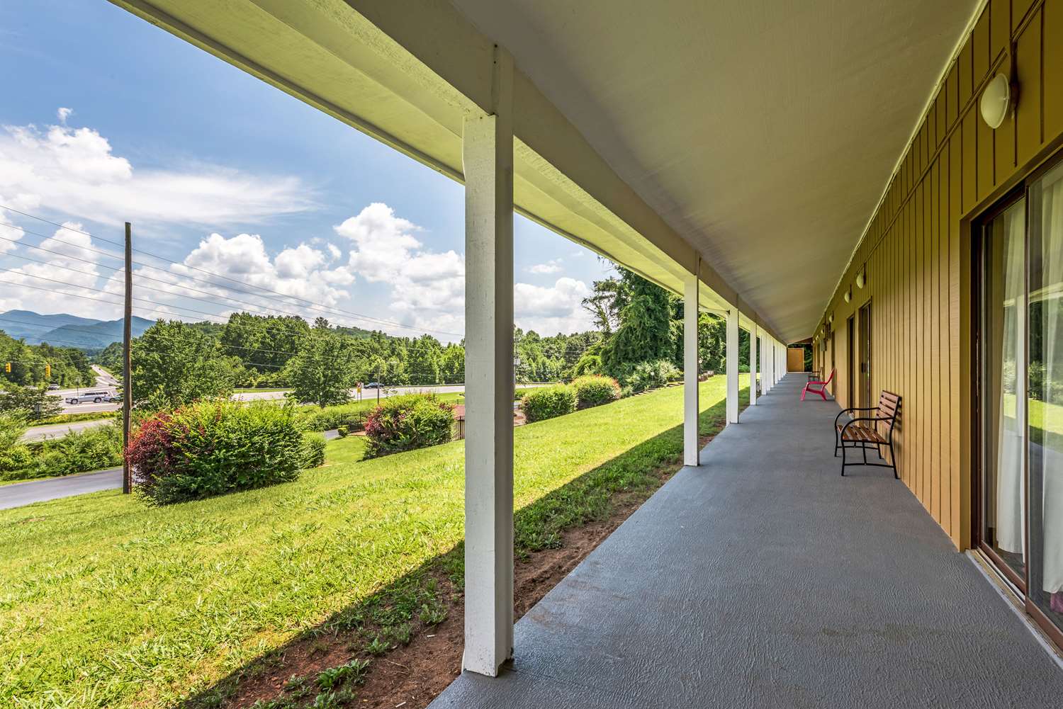Americas Best Value Inn Franklin 19/24