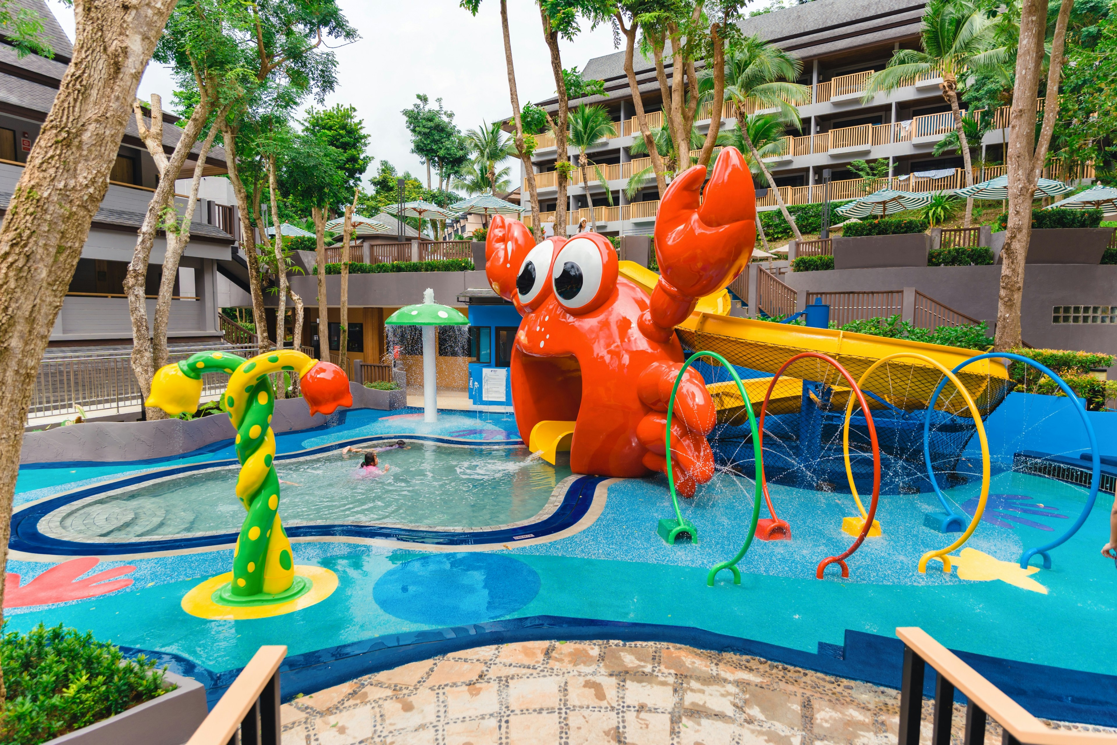 Holiday Inn Resort Krabi Ao Nang Beach 72/79