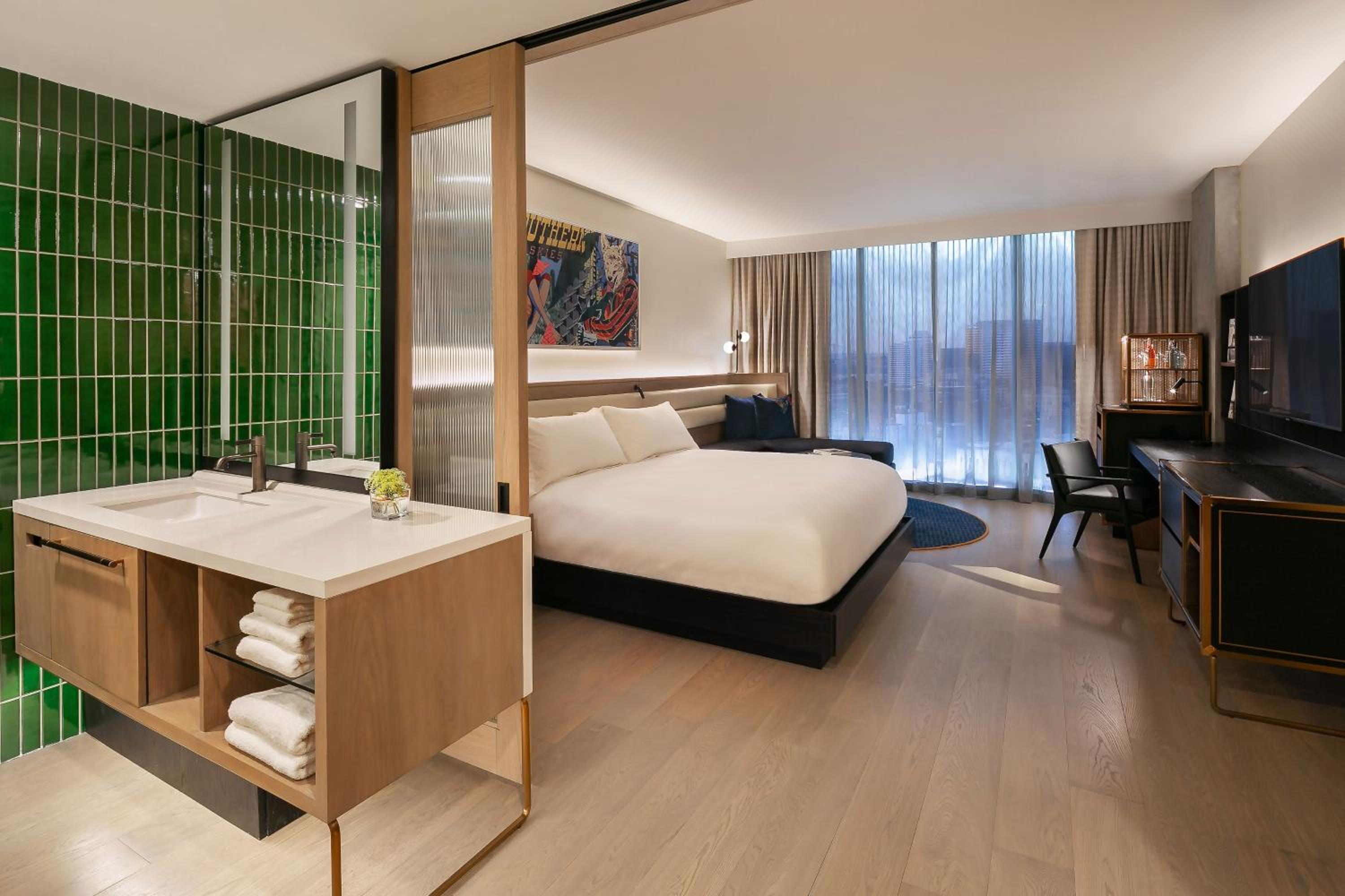 1 Bedroom, Spectacular, Studio, Suite, King Bed