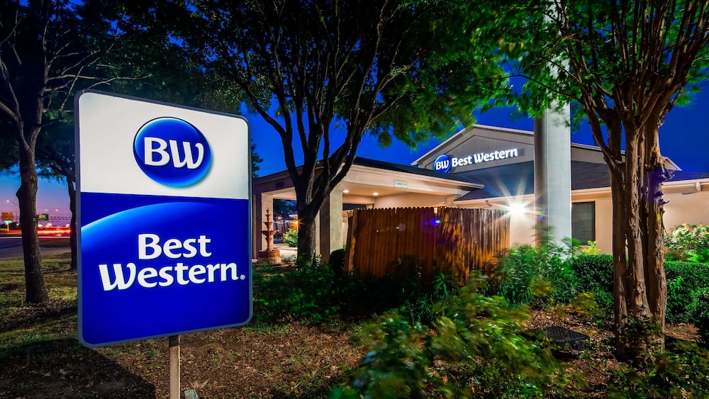 Days Inn by Wyndham Round Rock 5/43