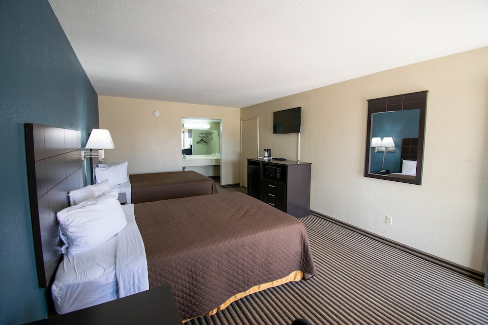 Countryside Inn 18/49
