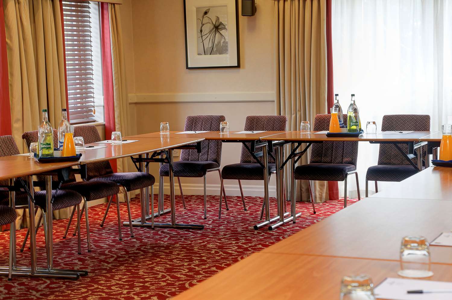 Best Western Plus Milford Hotel 37/46