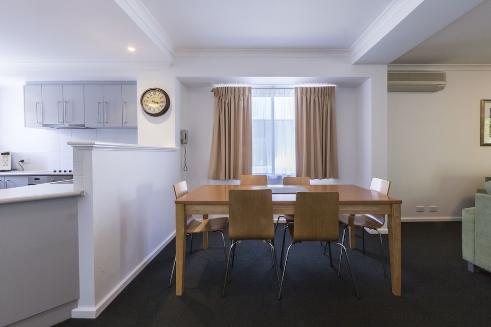 FORTE LEEUWIN APARTMENTS 43/57