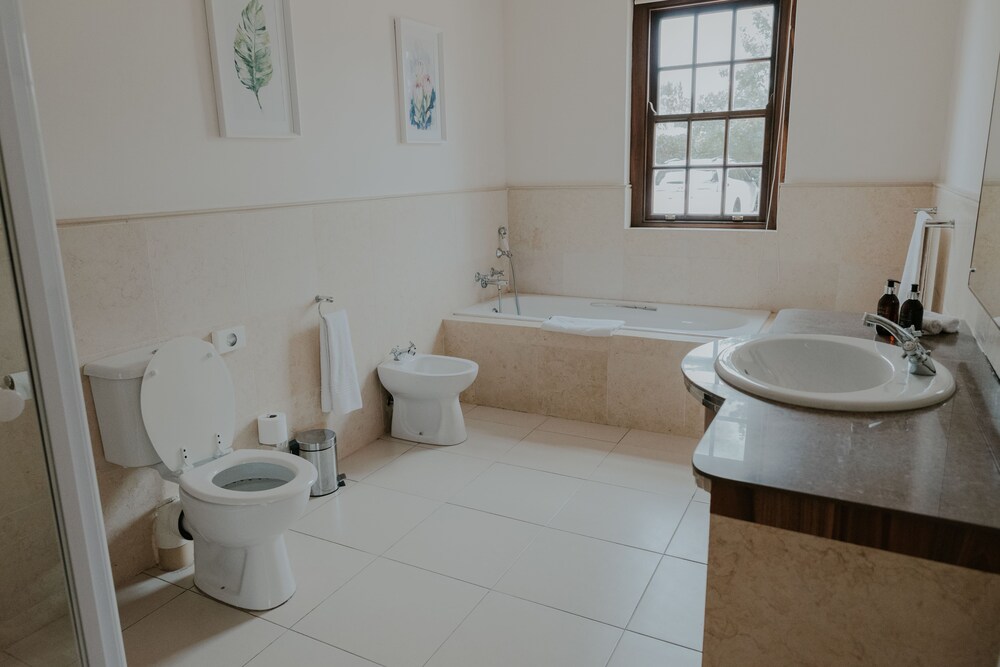 Cana Vineyard Guesthouse 32/76