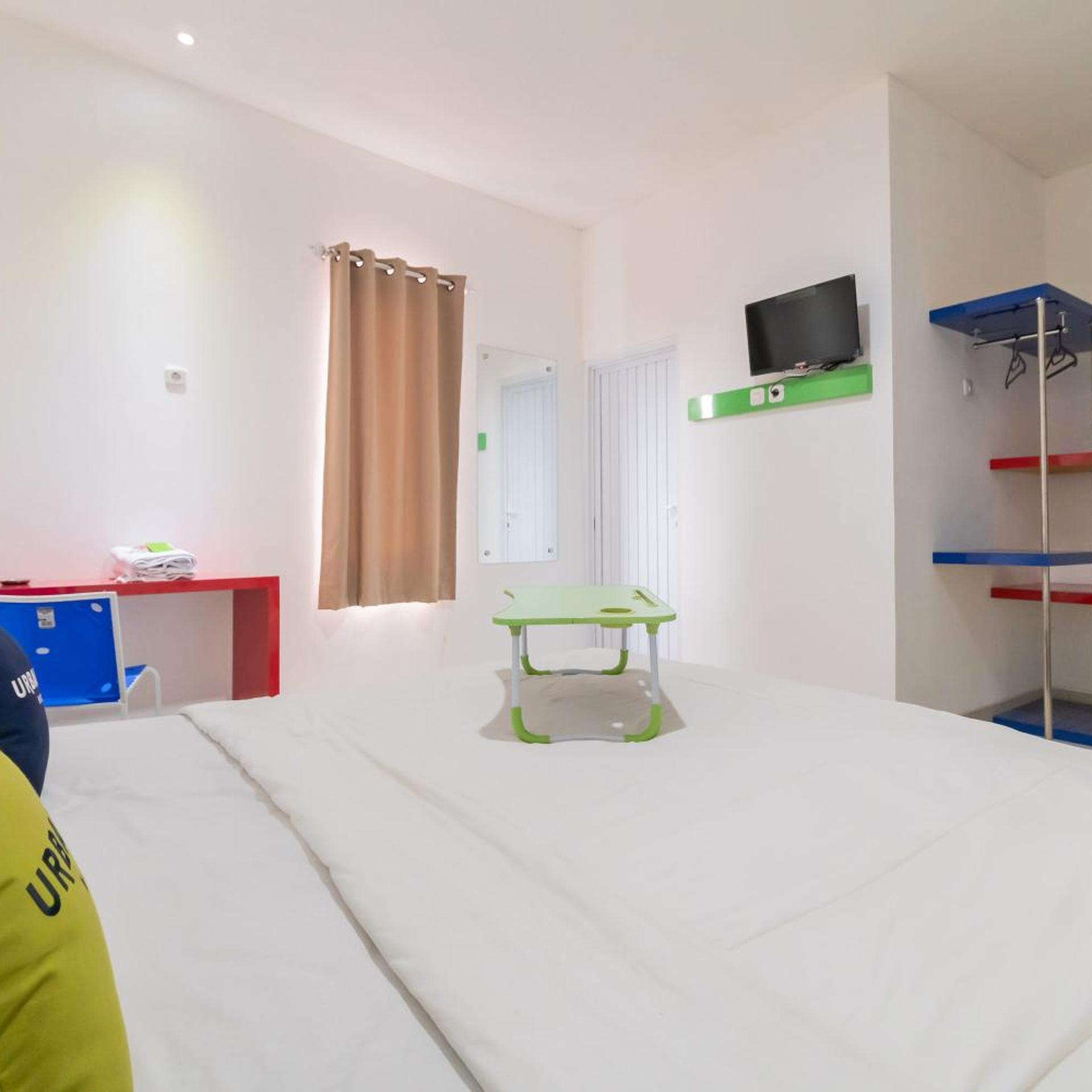 Urbanview Hotel Ephe Palembang by RedDoorz 17/30