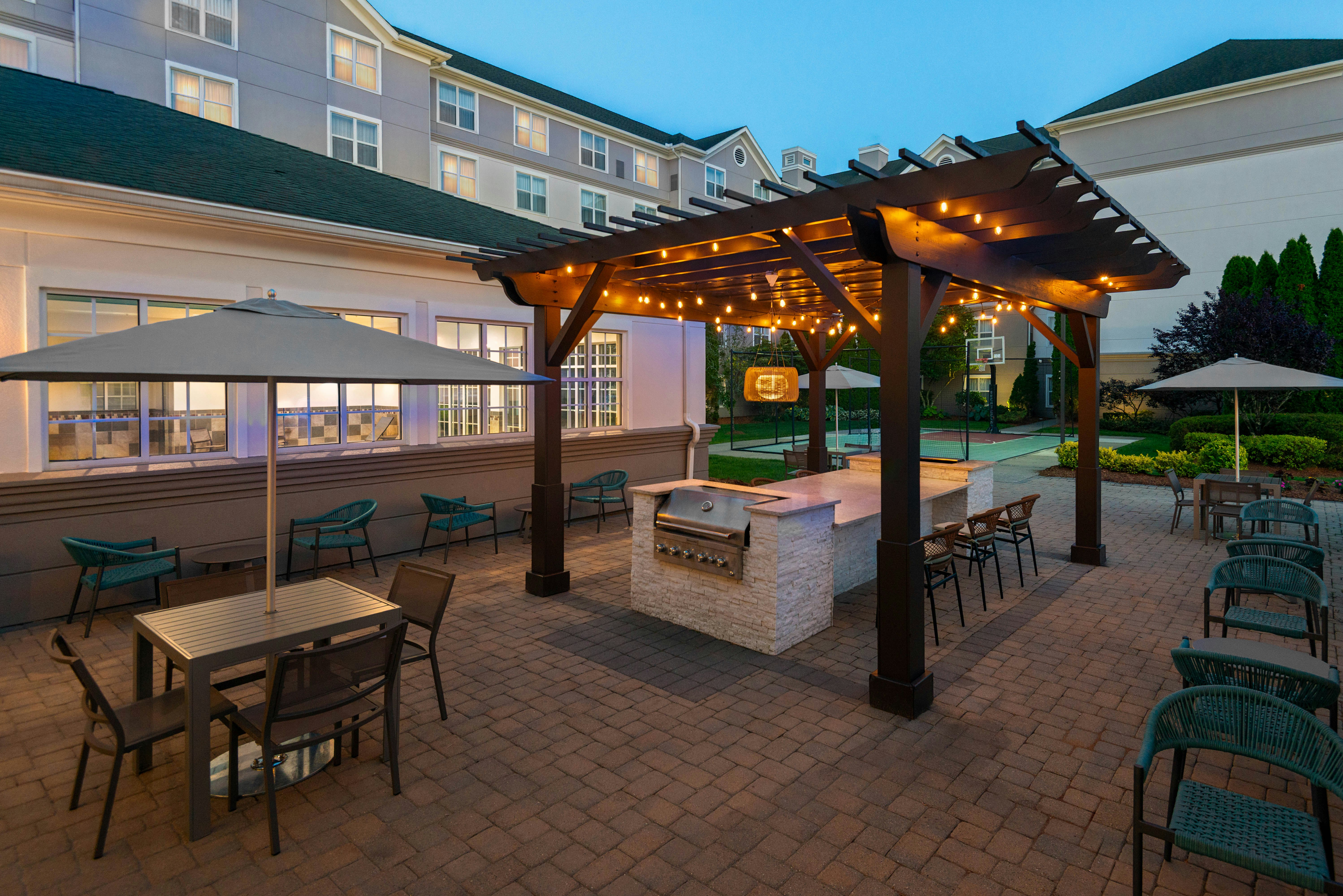 Homewood Suites by Hilton Holyoke-Springfield/North, MA 48/77