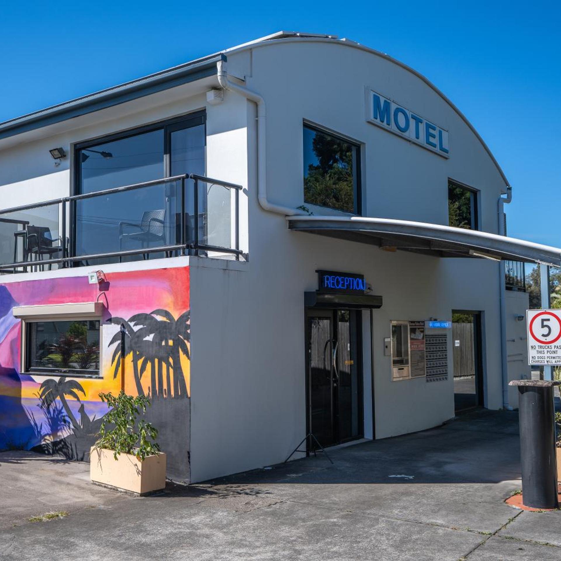 Novena Palms Motel 2/20