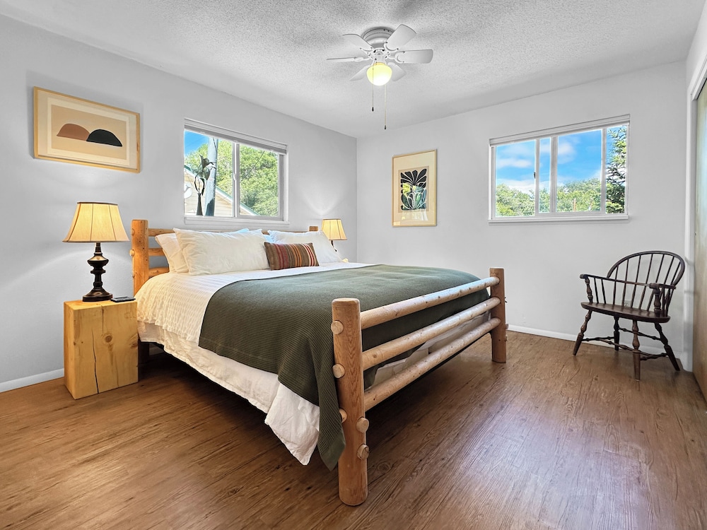 Rocky Mountain Inn 8/50